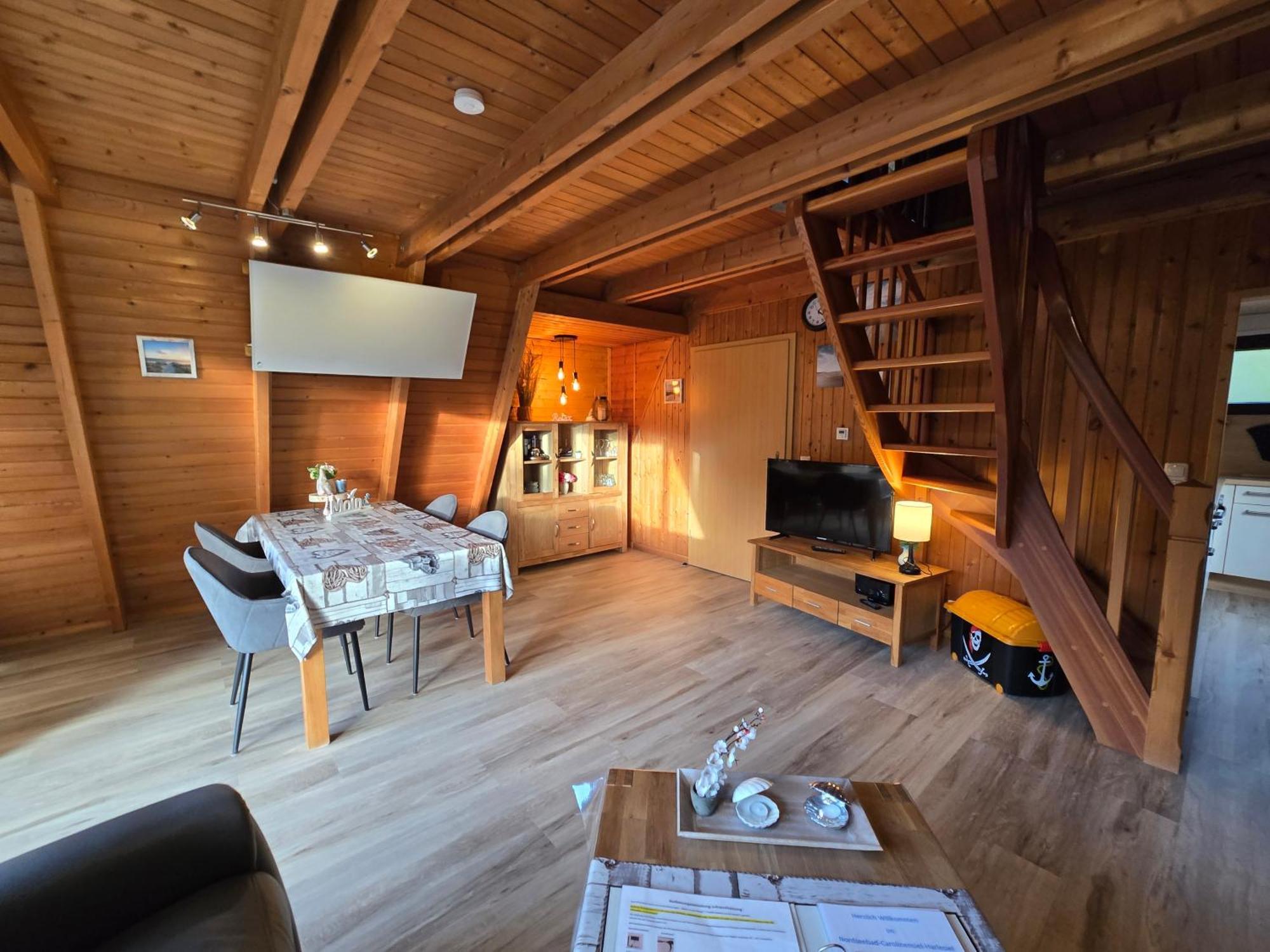 Haus Blume Villa คาโรลิเนนซีล ภายนอก รูปภาพ