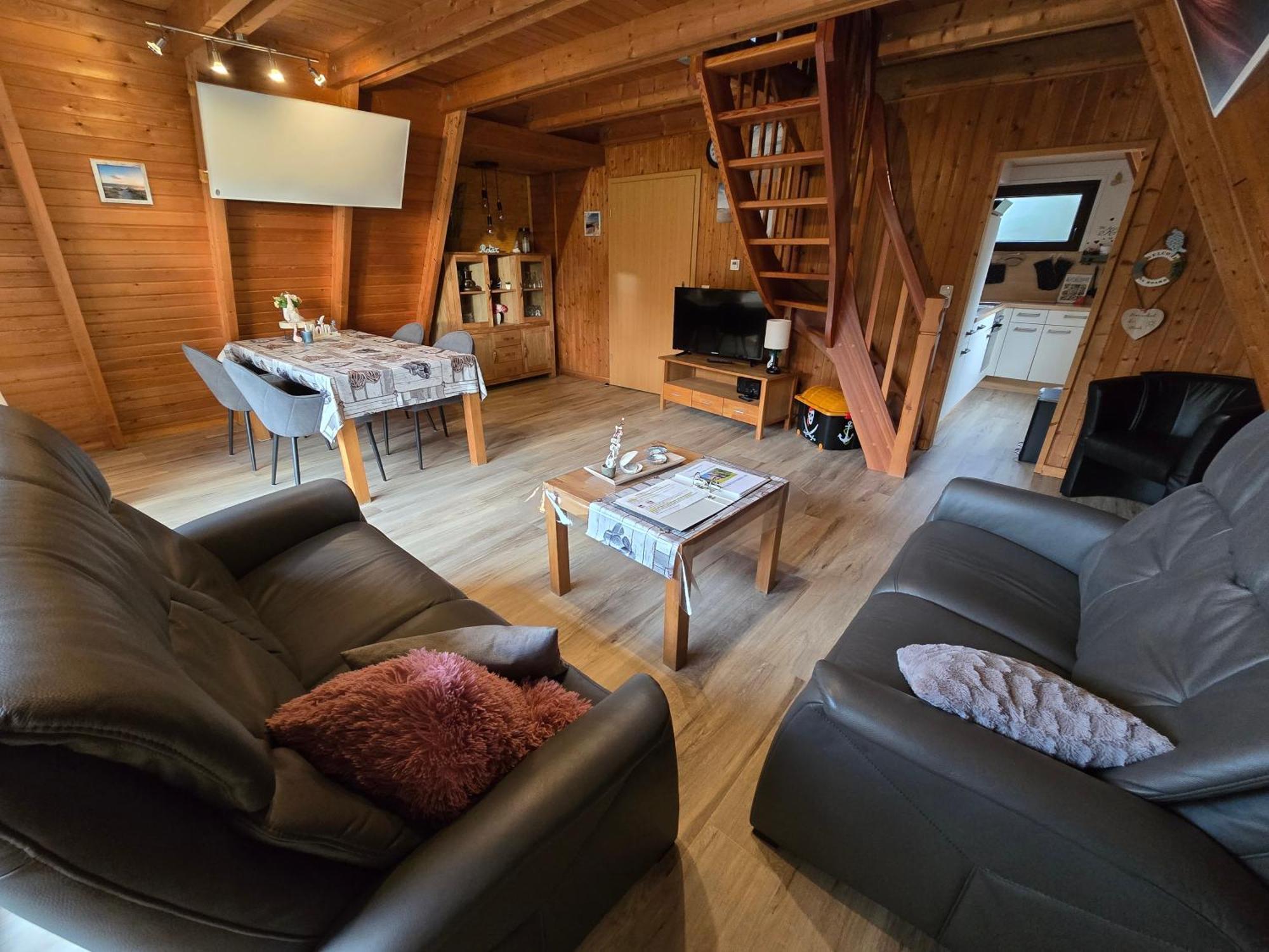 Haus Blume Villa คาโรลิเนนซีล ภายนอก รูปภาพ
