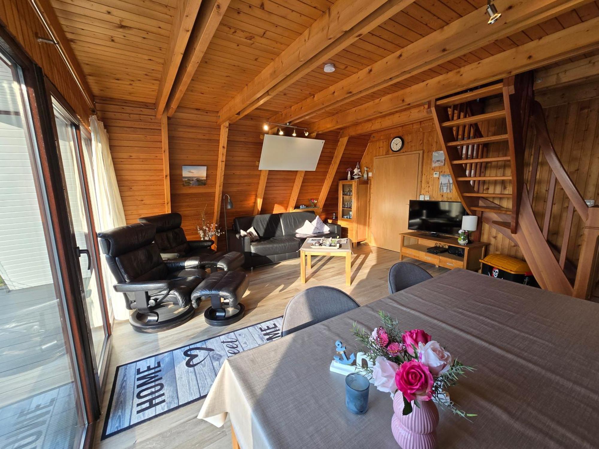 Haus Blume Villa คาโรลิเนนซีล ภายนอก รูปภาพ